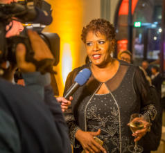 Mezzosopranistin Tichina Vaughn vor der Kamera